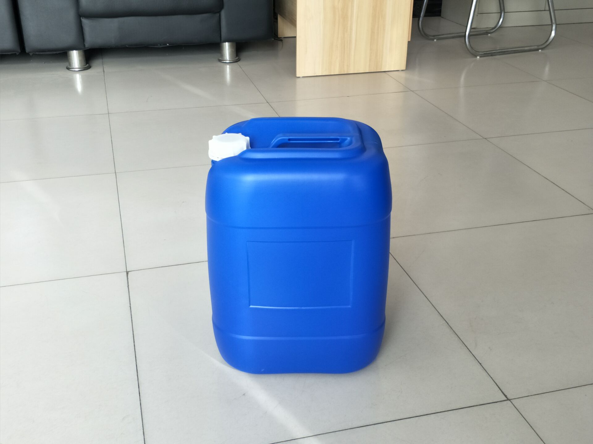 青岛塑料桶供应商 20升 25升 60升200升塑料桶加工定制